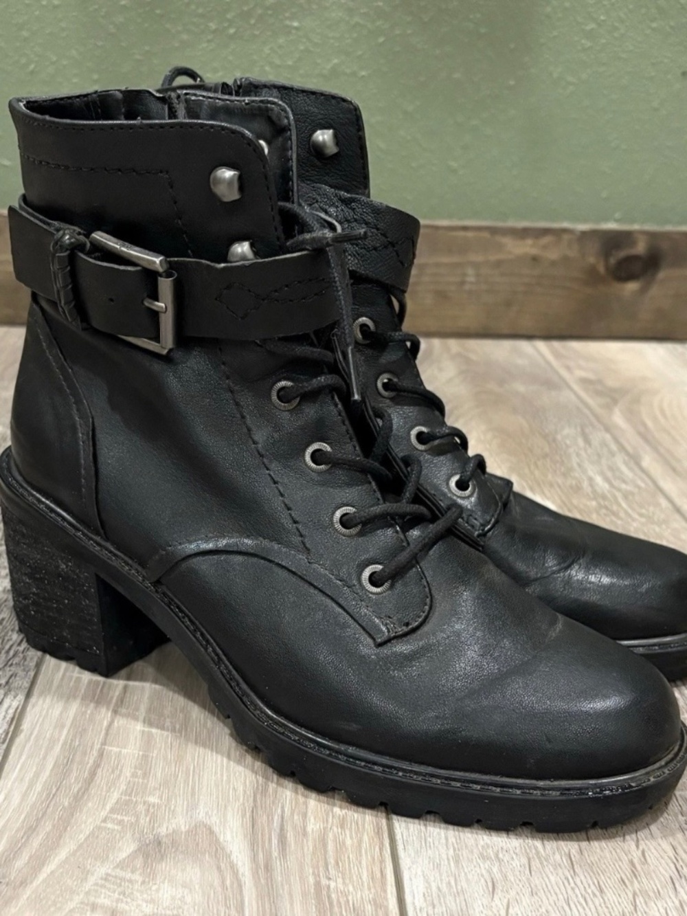 Women’s zodiac boots